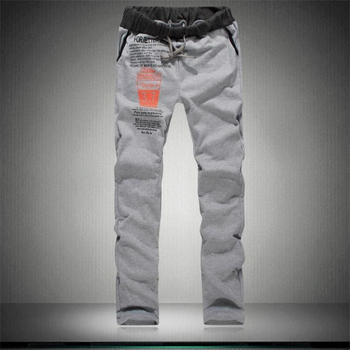 Férfi pulóver készlet – Koreai stílusú Slim-Fit, betűs mintázat, álló gallér, cipzár, 65% pamut, 35% poliészter