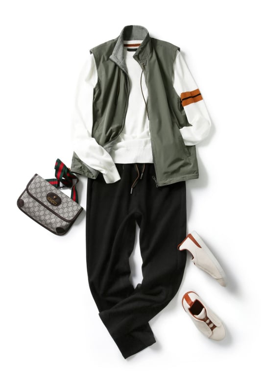 Férfi flízes béléses mellény, álló gallérral, cipzárral, több zsebbel, vastag anyaggal