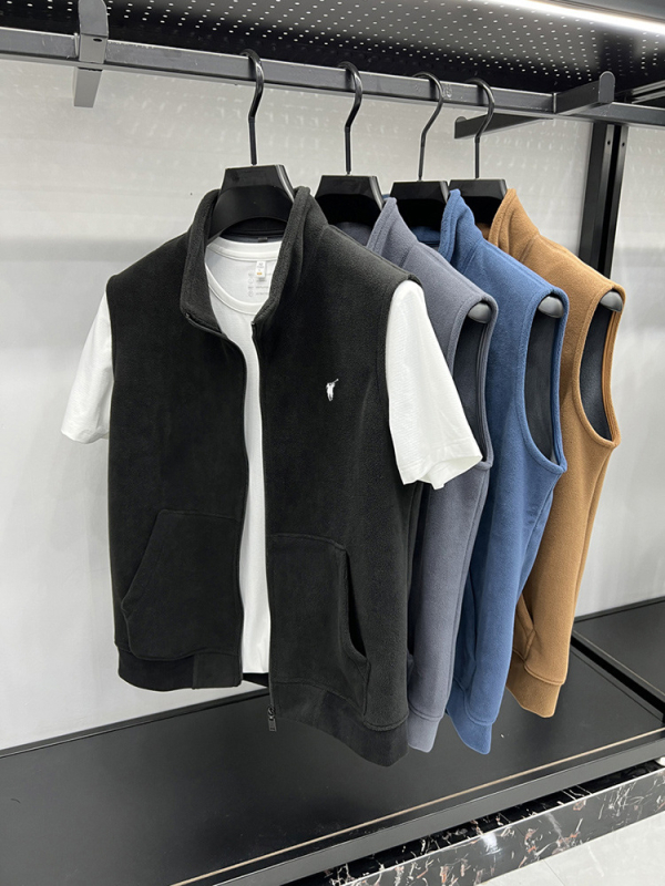 Férfi kapucnis fleecemellény cipzárral - álló gallér, egyszínű poliészter, vékony anyag