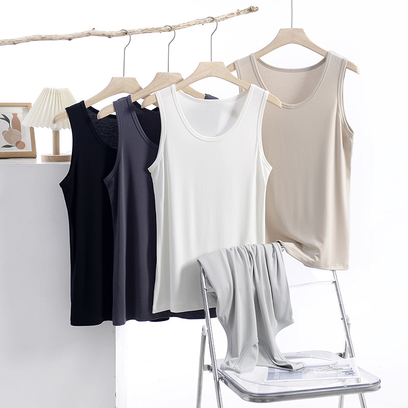 Vīriešu sporta veste, pielāgota piegriezums, bez piedurknēm, vienkrāsaina, modal-viskozes maisījums (91% viskoze, 9% spandeks), plāns audums