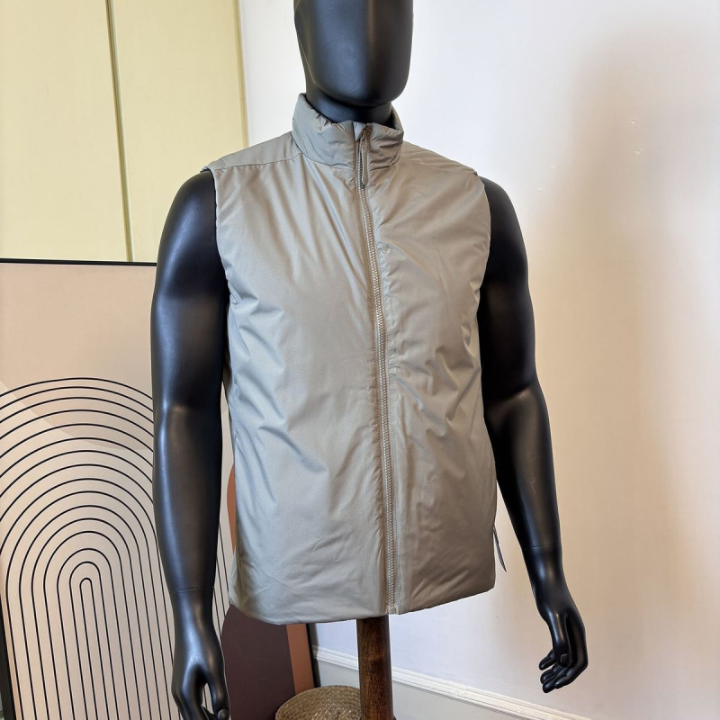 Férfi pamutból készült mellény álló gallérral, szélvédett, vastag, töltet: poliészter szál, fő anyag: poliészter