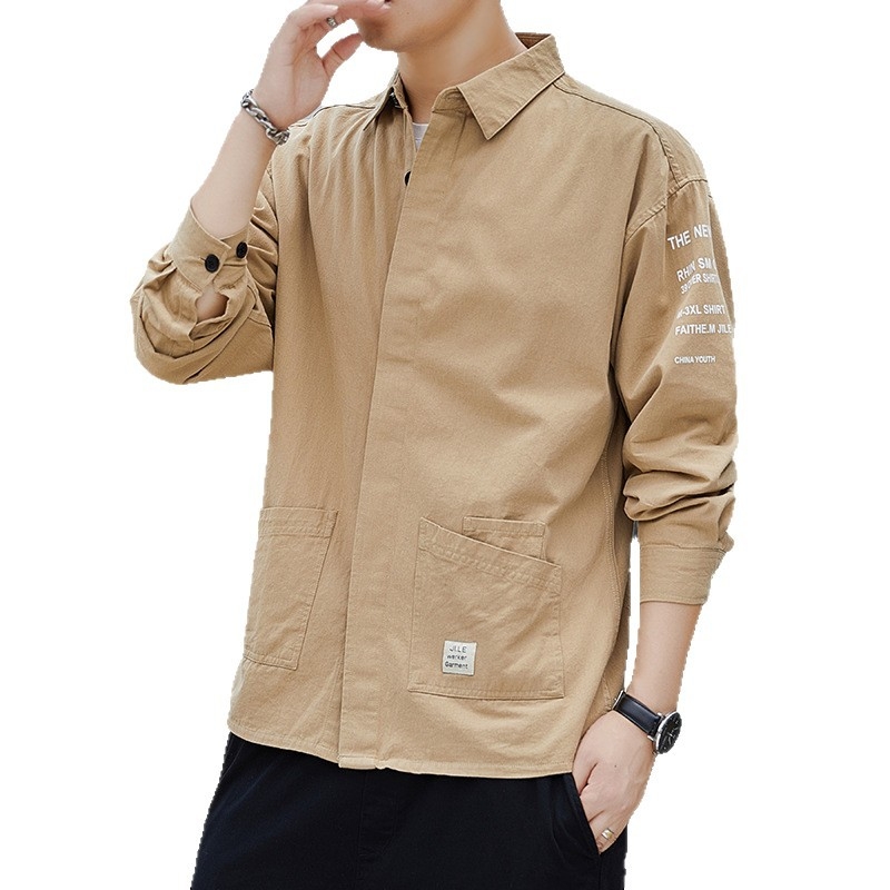 Vyrų marškiniai-švarkas su gobtuvu, poliesterio audinys, smaili apykaklė, ilgos rankovės, laisvas kirpimas