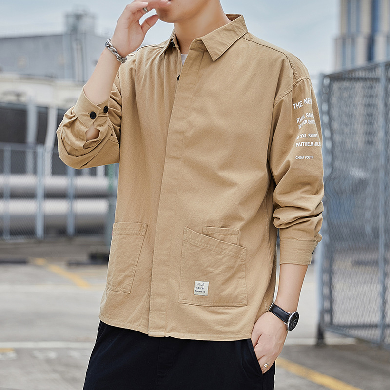 Vyrų marškiniai-švarkas su gobtuvu, poliesterio audinys, smaili apykaklė, ilgos rankovės, laisvas kirpimas