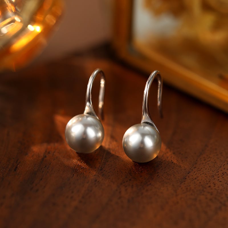 Under the Banyan Tree márkájú 925 ezüst fülbevaló, kör alakú gyöngy, U‑alakú lógó, retro stílus – Irodalom és Művészet