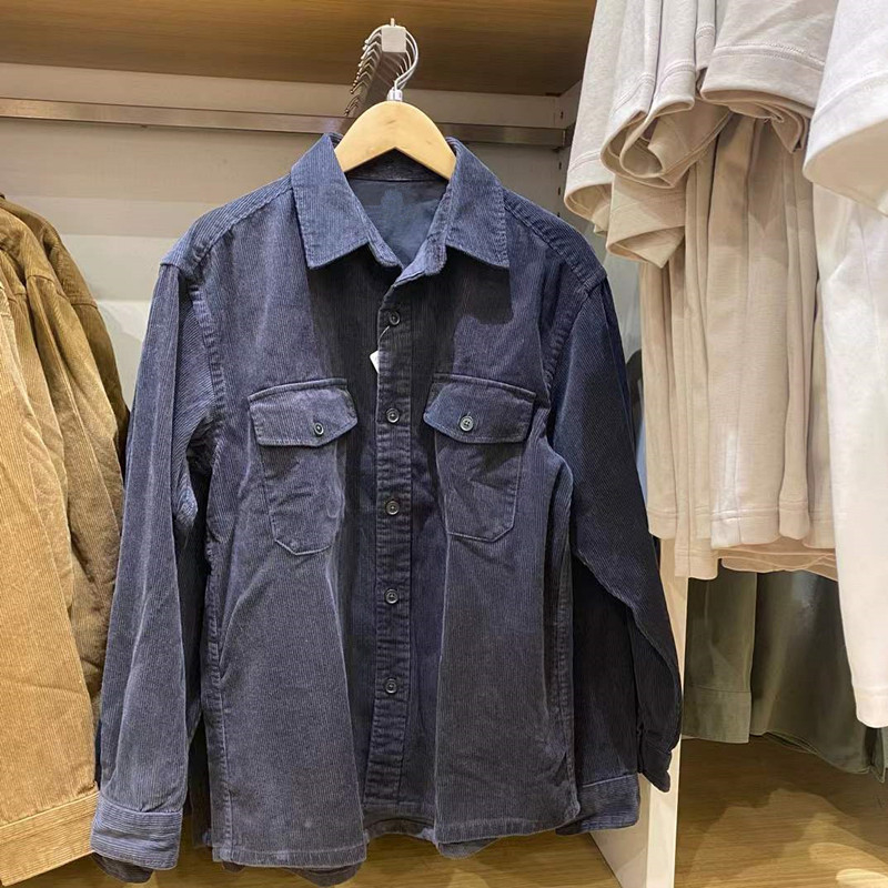 Marškiniai Corduroy, ilgos rankovės, smaili apykaklė, laisvas kirpimas, retro stilius; orui laidus linas 96%+