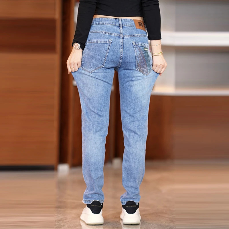 Muške traperice – korejski stil, ravne krojenje, srednji pojas, zatvarač, duljine petčetvrtina