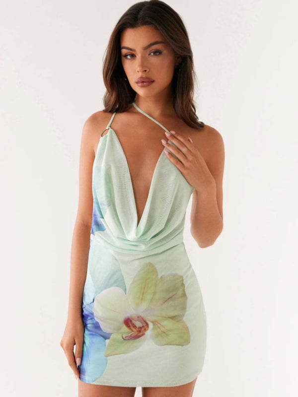 Virágmintás ruha, ujjatlan, gallér nélküli, hosszú, rugalmas anyag