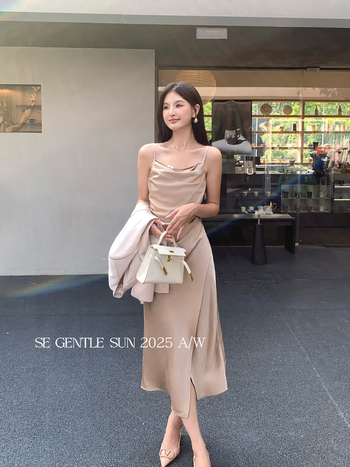 Pántos ruha, magas derekú, hosszú szoknya, egyszínű poliészter anyag