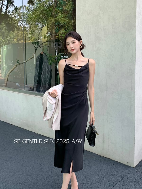 Pántos ruha, magas derekú, hosszú szoknya, egyszínű poliészter anyag