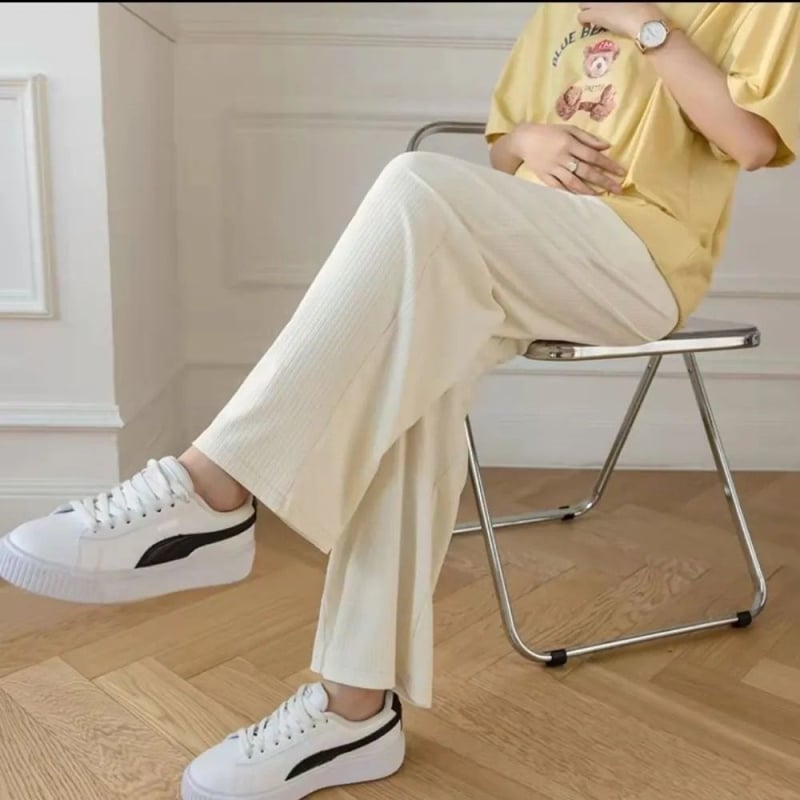 Pantaloni pentru gravide cu croială largă, țesătură subțire Ice Silk, susținere abdominală, lungime 9/10, poliester cu spandex