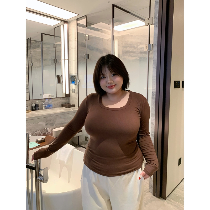 Hosszú ujjú kötött alap-top U-nyakkal, slim fit, brushed felület, viszkóz anyag