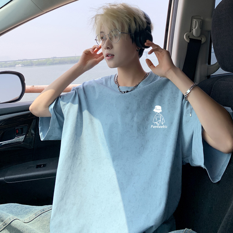 Vīriešu kokvilnas T-krekls ar burtiem drukā, vaļīgs piegriezums, apaļš kakls, īsās piedurknes