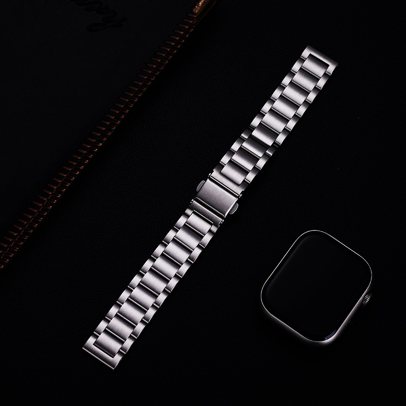 Remen Apple Watch od nehrđajućeg čelika, unisex, ravni završetak, izdanje zima 2023
