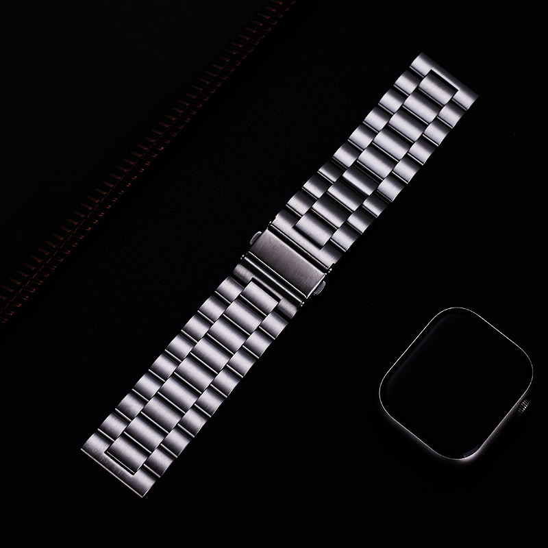 Remen Apple Watch od nehrđajućeg čelika, unisex, ravni završetak, izdanje zima 2023