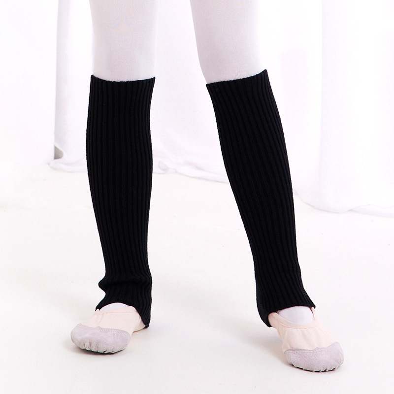 Vaikų baleto kojinės – kvėpuojančios, sugeriančios prakaitą, pagrindinis audinys akrilas 60%, vidutinio tankio, ilgas vamzdelis, vienos spalvos, mergaitėms 3–8 metai