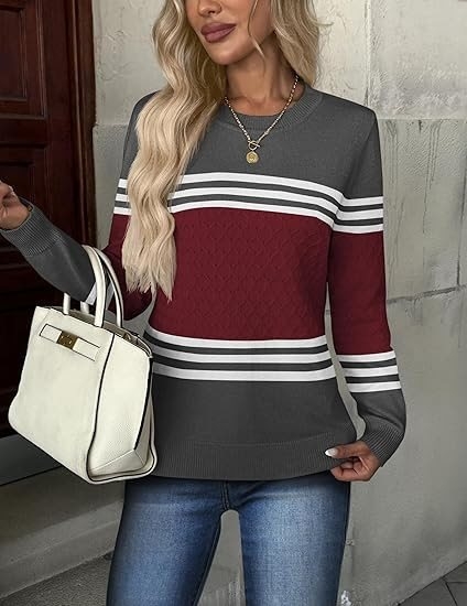 Ženski pulover s prugama od poliestera, široka silueta, okrugli izrez, dugi rukavi (poliester; prugasti; široka silueta; okrugli izrez; dugi rukavi)