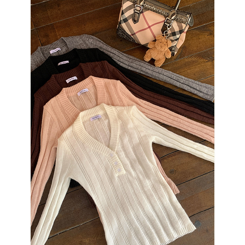 Pulover s V-izrezom, dugi rukavi, uski kroj, pleteni materijal od akrila/poliester/spandeksa