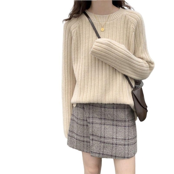 Оверсайз тениска от вискоза с бродерия и кръгла яка