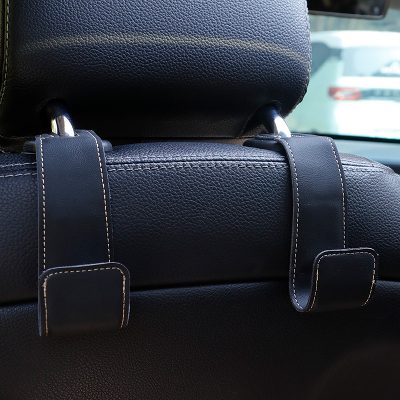 Auto istme seljatoe konks — nahk, karikatuurstiil, interjööride dekoratsioon