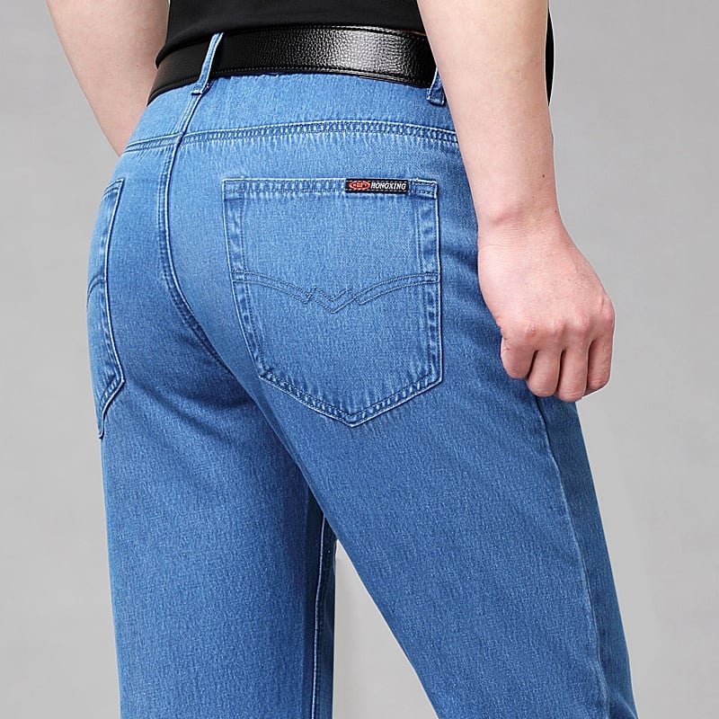 Muške traperice – ravni kroj, srednji pojas, denim 65% pamuk, zip zatvarač
