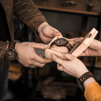 Ceas mecanic din lemn pentru cupluri – cadran de 40mm, rezistență la apă 50m, carcasă din oțel inoxidabil, curea din oțel inoxidabil și lemn