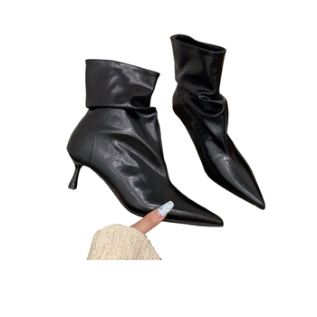 Modes zābaki sievietēm ar smailu purnu, papēdis 3–5 cm, augšējais materiāls: Super Fiber; zole: gumija