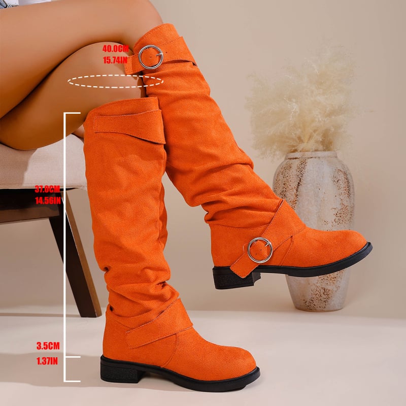 Ritera zābaki, auduma augšdaļa, zamšēta apdare, apaļa pirksta forma, kvadrātains zemais papēdis 1–3 cm, gumijas zole.