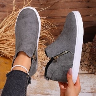 Mocasin de damă din velur, fermoar lateral, toc gros 6–8 cm, talpă din cauciuc, branț PU