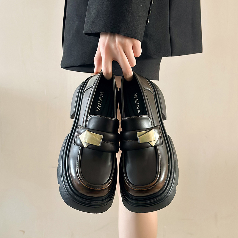 Loafers pentru femei, vârf rotund, parte superioară din microfibră, închidere Velcro, toc mediu 3–5 cm