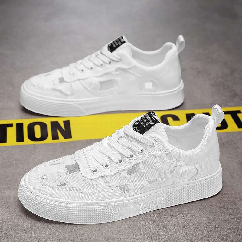 Vidēji augstas tīkla kurpes ikdienas lietošanai, iekšējā odere no mikrošķiedras ādas, gumijas zole, kraniuma raksts