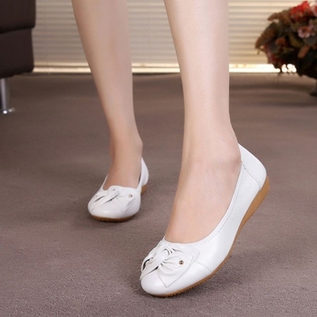 Ženske Bean Shoes - okrugli vrh, gornji dio od kože prve klase, gumena potplat, niski pet 1–3 cm, ljeto