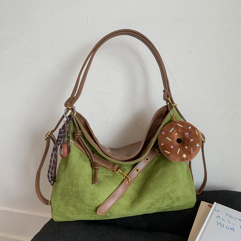 Ženska PU Tote torba, urbano minimalistički stil, jastućast oblik, otvaranje na zip, unutarnji zip pretinac