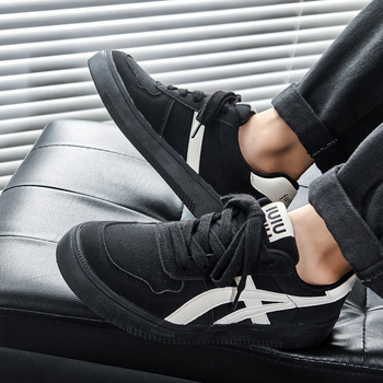 Ανδρικά πάνινα παπούτσια σε Κορεατικό στυλ, ελαφριά, χαμηλό ύψος, σόλα από καουτσούκ, επάνω μέρος από συνθετικό κασμίρι.