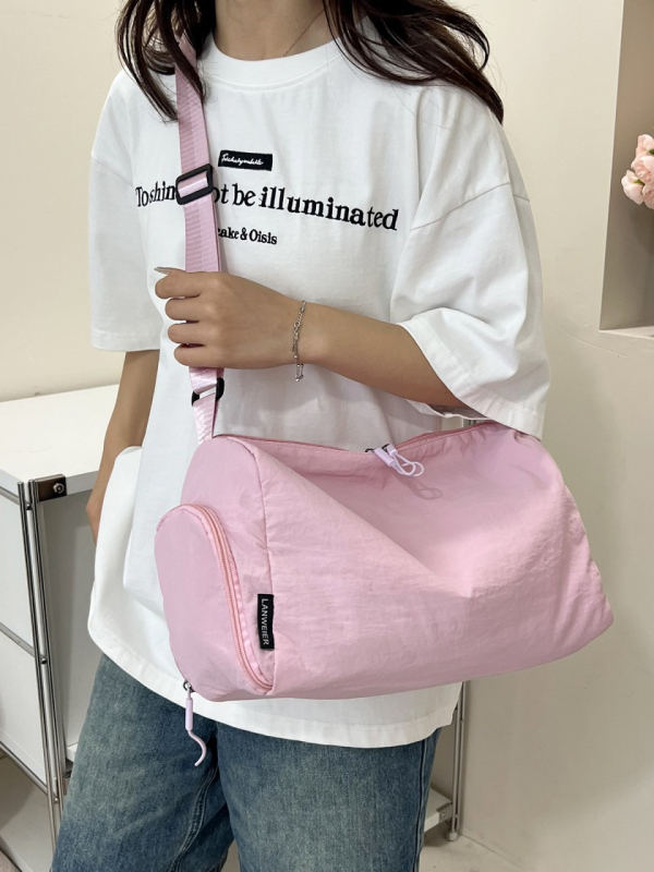 Nylon crossbody torba za žene, horizontalni kvadratni oblik, zatvarač, džep za mobitel, jedna naramenica