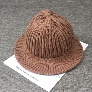 Koreai stílusú női vödör kalap, őszi-téli gyapjú koreai irodalmi meleg kötött egyszínű összecsukható hétköznapi kalap nagykereskedelemben