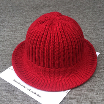 Koreai stílusú női vödör kalap, őszi-téli gyapjú koreai irodalmi meleg kötött egyszínű összecsukható hétköznapi kalap nagykereskedelemben