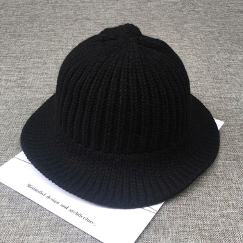 Koreai stílusú női vödör kalap, őszi-téli gyapjú koreai irodalmi meleg kötött egyszínű összecsukható hétköznapi kalap nagykereskedelemben