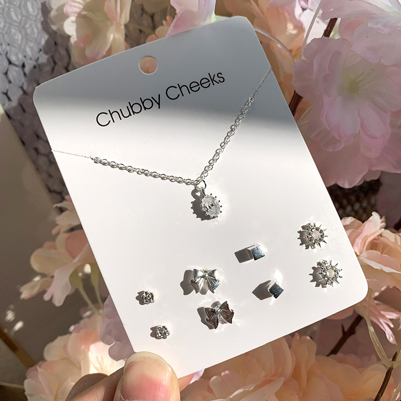 Комплект бижута: огърлица и обици със змийска верига, сплав, електроплакиране, оригинален дизайн, модел Любов / Водни капки / Камбанка