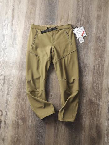 Meeste talvised Softshell püksid fliisvooder, lõike sirge, keskmine vöökoht, mikroelastsus, igapäevaseks kandmiseks