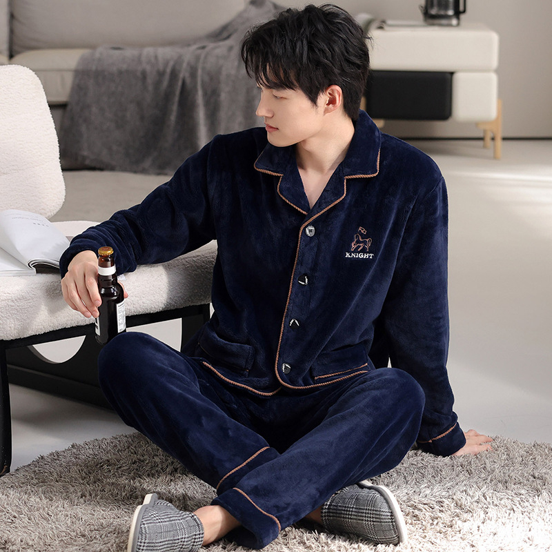 Vīriešu flaneles pidžāmu komplekts ziemai, bieza auduma, 251–300 g/m², apkakle ar lapeli, garās piedurknes