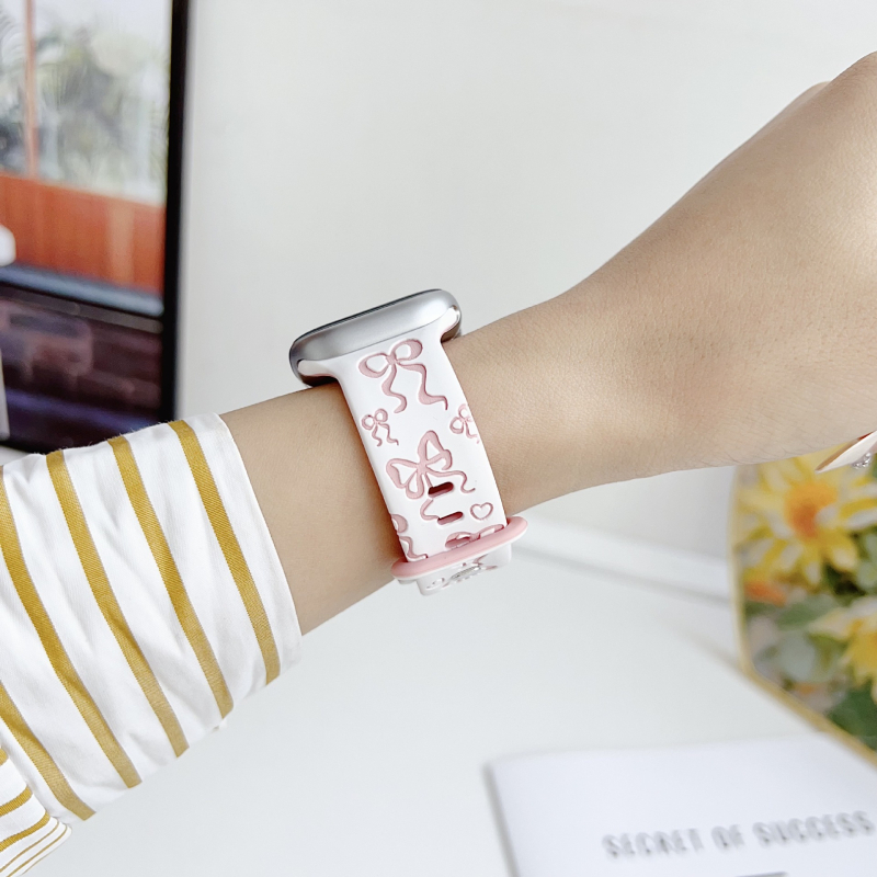 Dvobojni gravirani silikonski remen za Apple Watch S10, 22 mm