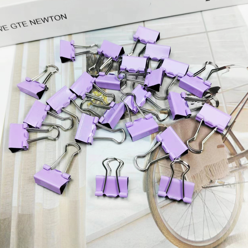 Klip za dokumente s dizajnom swallowtail, metalno tijelo