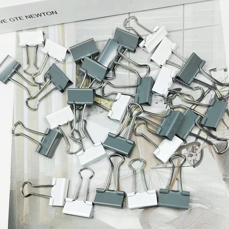 Klip za dokumente s dizajnom swallowtail, metalno tijelo