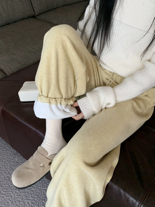 Ženske casual hlače, mješavina pamuka i viskoze 30–50%, opuštena silueta, debele, zima 2025