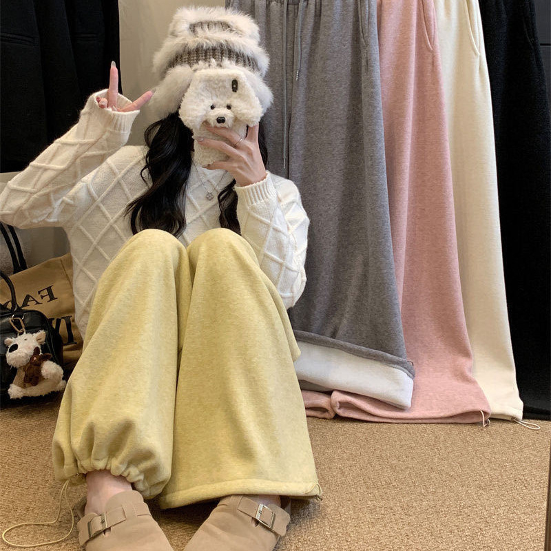 Ženske casual hlače, mješavina pamuka i viskoze 30–50%, opuštena silueta, debele, zima 2025