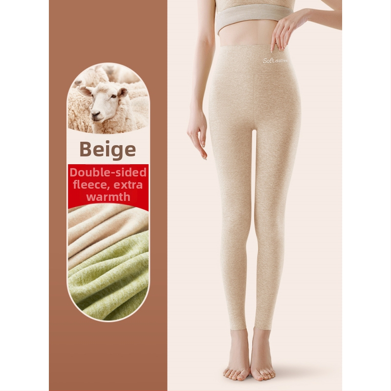 All-in-one bikses ar bieza poliestera audumu, galvenā auduma sastāva 90–95%, ciešs griezums, biksu garums.