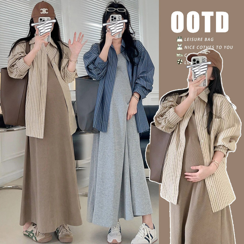 Grūtnieču divdāļu komplekts: svītrainā garā piedurknes krekls un vestes kleita