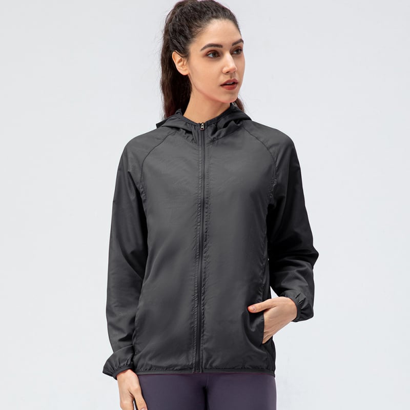 Yuer Love Moteriška lauko vėjo atspari striukė su gobtuvu – vandeniui atspari, vėjui, lengva, kvėpuojanti, greitai džiūstantis, poliesteris