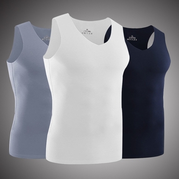 Vīriešu modalā bez piedurknēm top, ultra plāns audums 81–100 g/m2, 90–95% modal, V veida kakla izgriezums, aktīvs stils