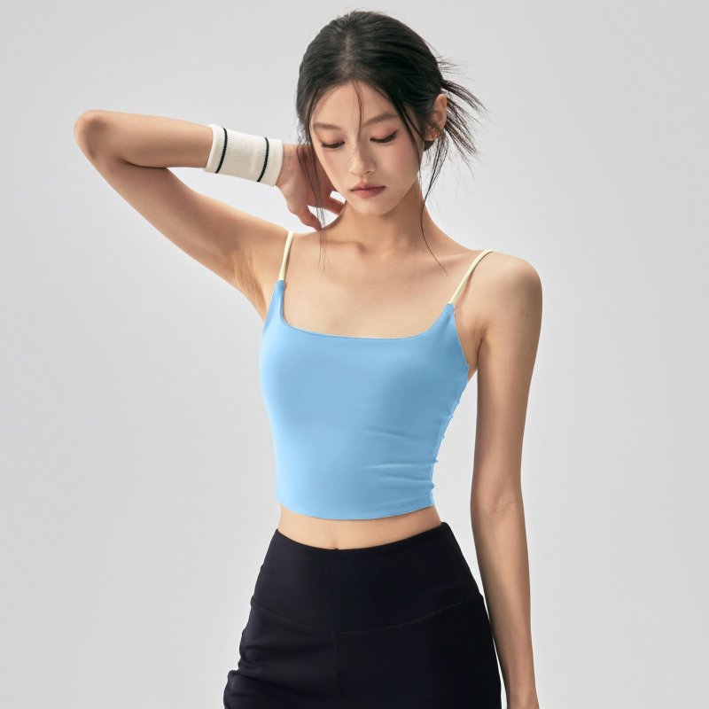 All-in-One фитнес потник за жени, тънки презрамки, U-образен гръб, подплата за бюста, нейлонова материя, дължина до талия, дизайн за красив гръб